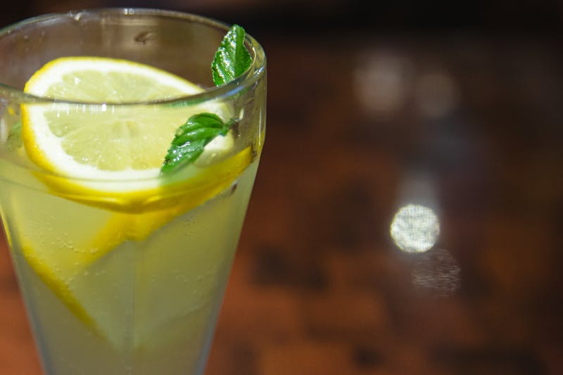 Fresh Lemonade freshly squeezed with mint
